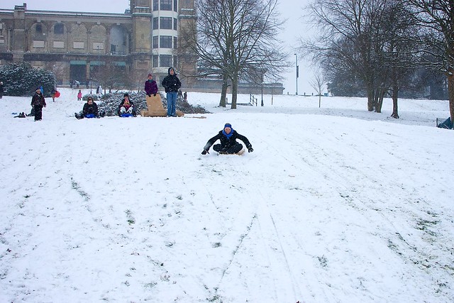 Hadley attempts a solo slide