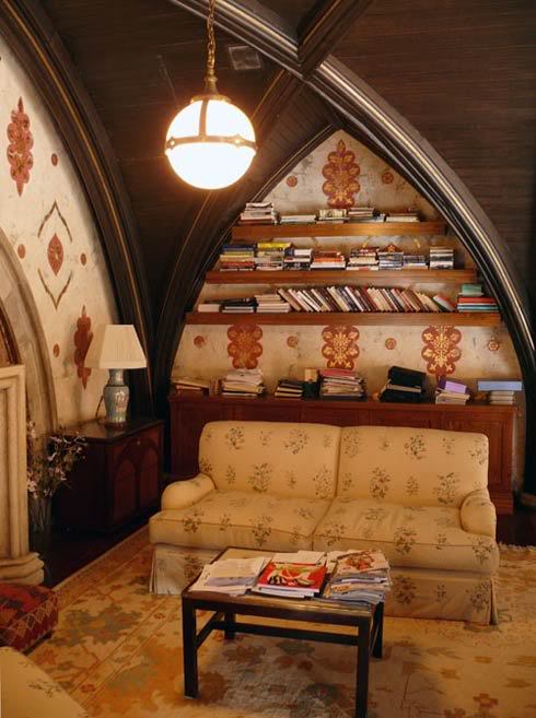 Shelftastic Arches